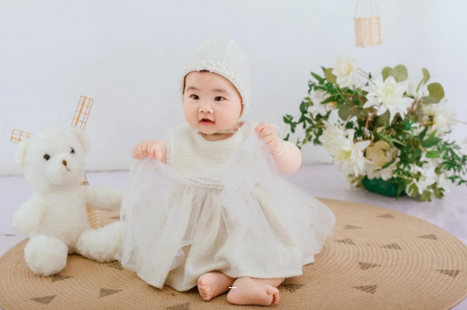 香港宝宝在妈妈肚子里